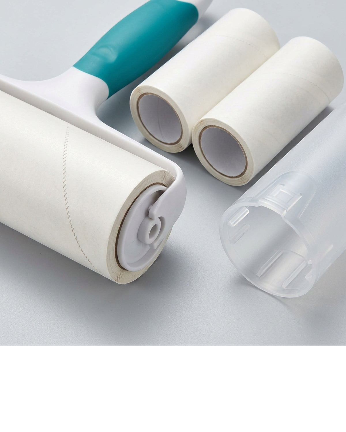 Lonvu Spiral-Cut Adhesive Lint Roller 60 Sheets with Two Refills White Teal - Detail view